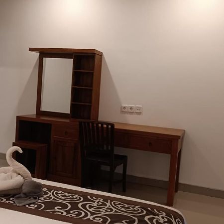 Nugraha Guesthouse 1 Убуд Екстер'єр фото