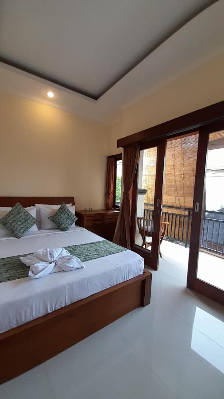 Nugraha Guesthouse 1 Убуд Екстер'єр фото