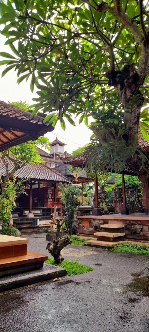 Nugraha Guesthouse 1 Убуд Екстер'єр фото