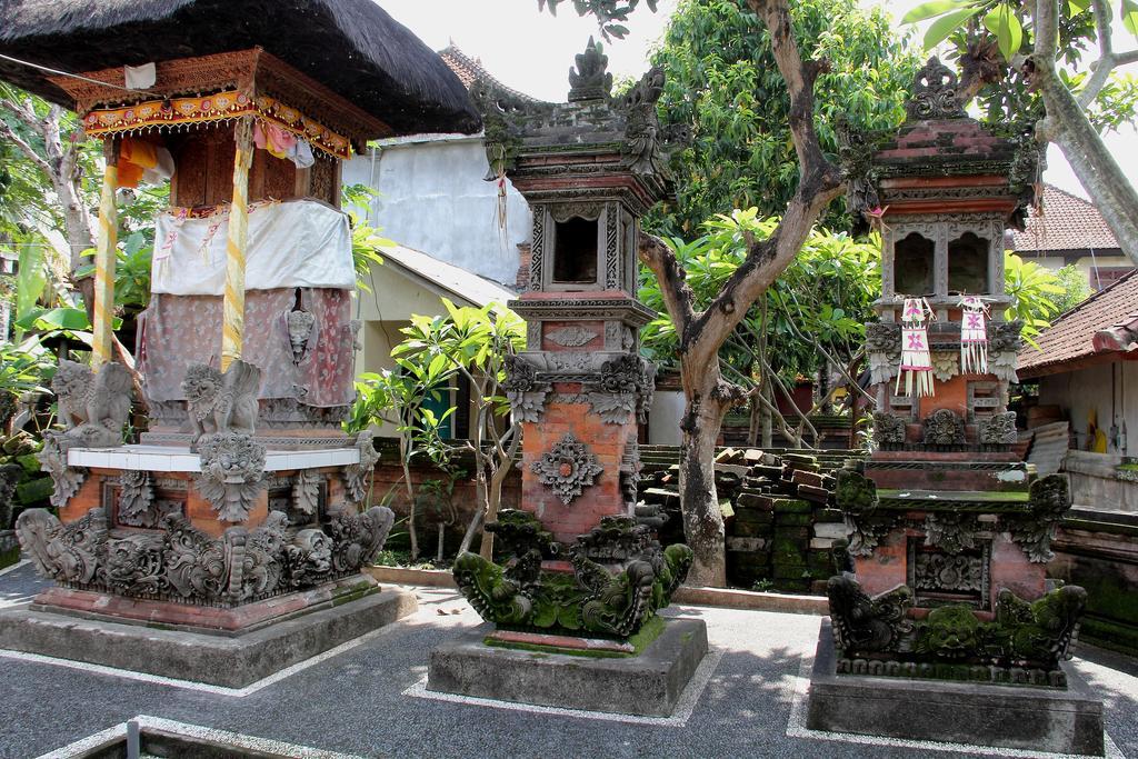Nugraha Guesthouse 1 Убуд Екстер'єр фото
