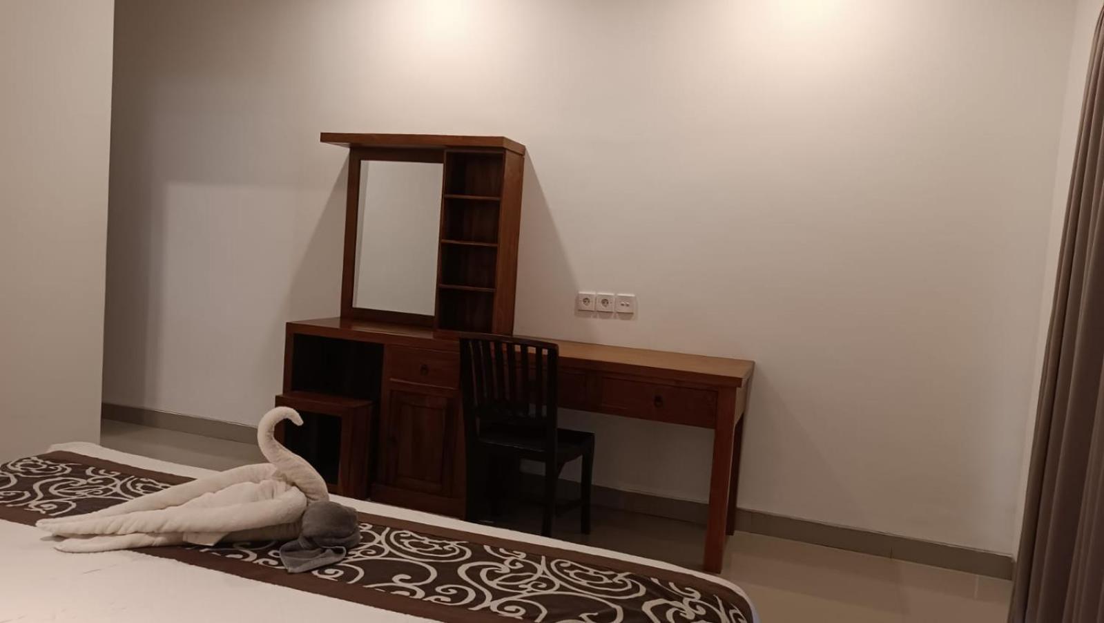 Nugraha Guesthouse 1 Убуд Екстер'єр фото