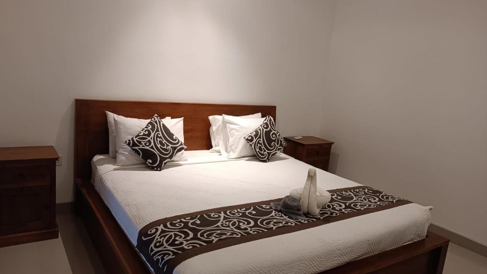 Nugraha Guesthouse 1 Убуд Екстер'єр фото