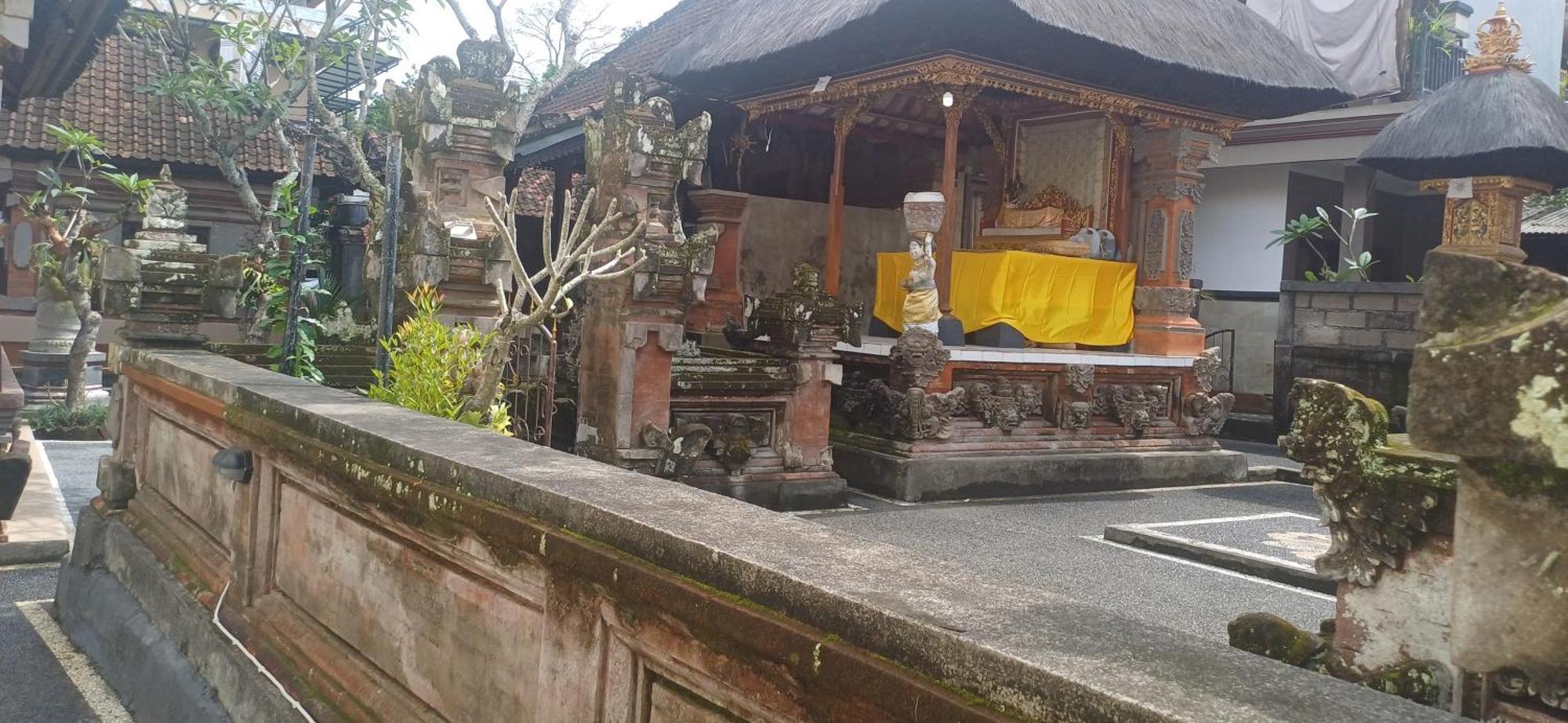 Nugraha Guesthouse 1 Убуд Екстер'єр фото