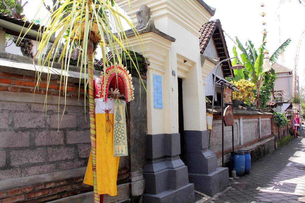 Nugraha Guesthouse 1 Убуд Екстер'єр фото