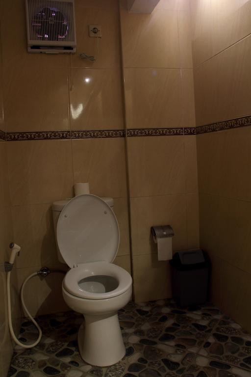 Nugraha Guesthouse 1 Убуд Екстер'єр фото